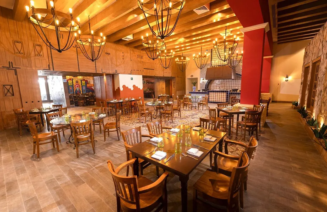Royalton Riviera Cancun, An Autograph Collection All-Inclusive Resort & Casino (Adults Only)-1