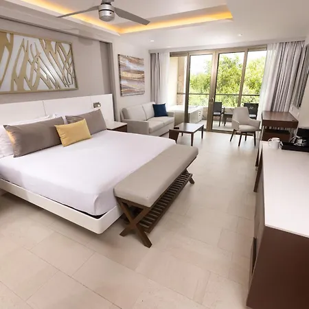 Royalton Riviera Cancun, An Autograph Collection All-Inclusive Resort & Casino (Adults Only)-3