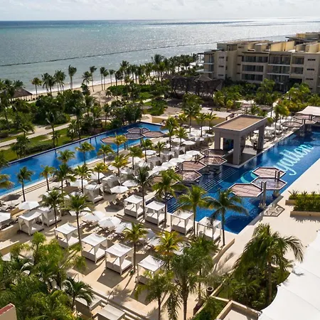 Royalton Riviera Cancun, An Autograph Collection All-Inclusive Resort & Casino (Adults Only)-2